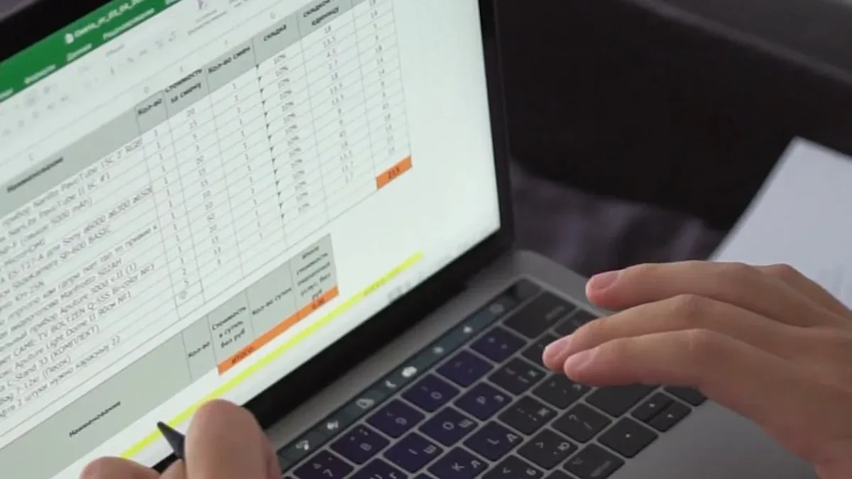 Using Excel's Built-in Features for Currency Conversion
